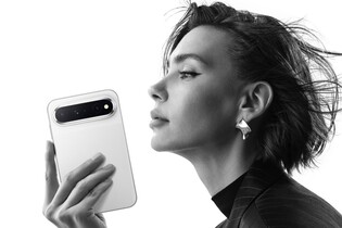 Šířka novým trendem? Huawei odhalil nebývale široký a neohebný model Pura X View