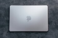 MacBook Neo jen za 299 Kč. Pronájem je teď extrémně levný