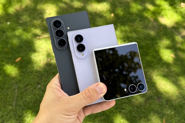 Mobil Pohotovost vrací rekordní bonus 10 000 Kč na ohebné Samsungy