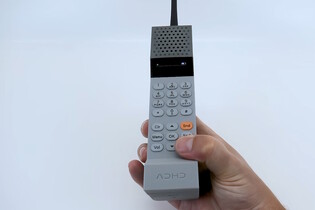 Jak bojovat se závislostí na smartphonu? Třeba takovýmto retro kouskem