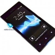 Sony Xperia J: první Sony bez zeleného loga naživo (2x aktualizováno)