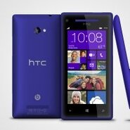 První telefon s Windows Phone 8 je v ČR. Za kolik koupíte HTC 8X?