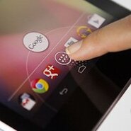 Služba Google Now se možná dočká nové karty se zprávami