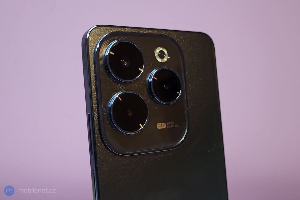 Infinix Hot 40 Pro