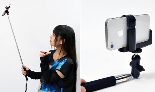 iPhone smartphone camera pole by Thanko