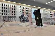 iWant Apple Premium Partner prodejna na Václavském náměstí