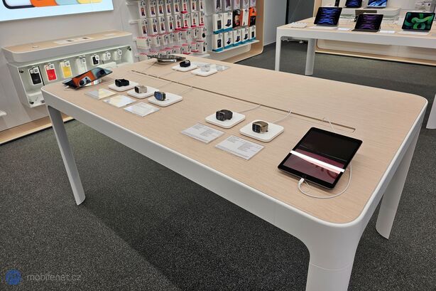 iWant Apple Premium Partner prodejna na Václavském náměstí