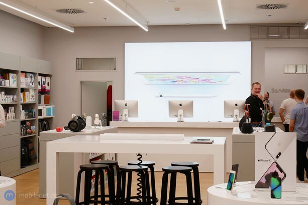 iWant OC Nový Smíchov