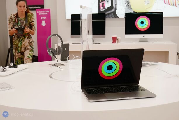 iWant OC Nový Smíchov