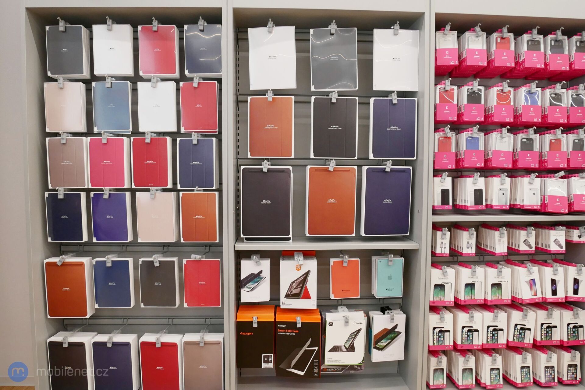 iWant OC Nový Smíchov