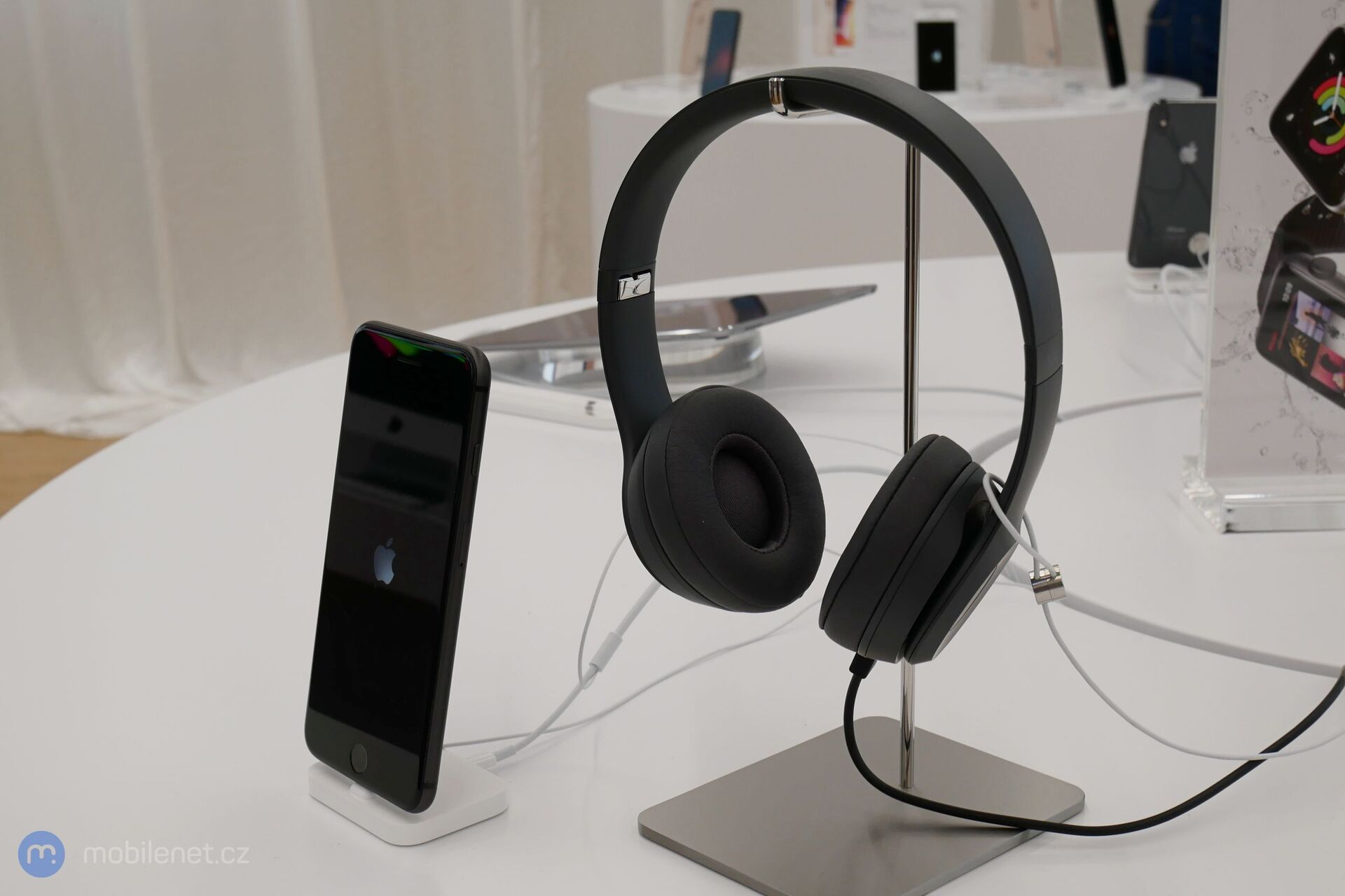 iWant OC Nový Smíchov