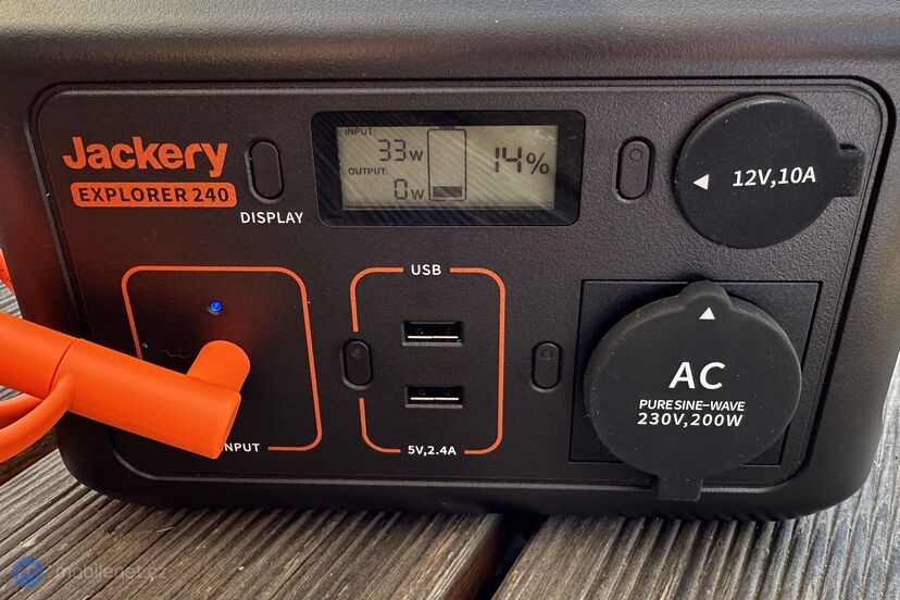 Jackery Explorer 240