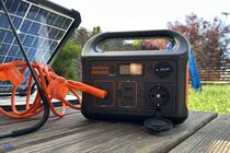 Jackery Explorer 240