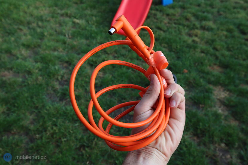 Jackery SolarSaga 80W