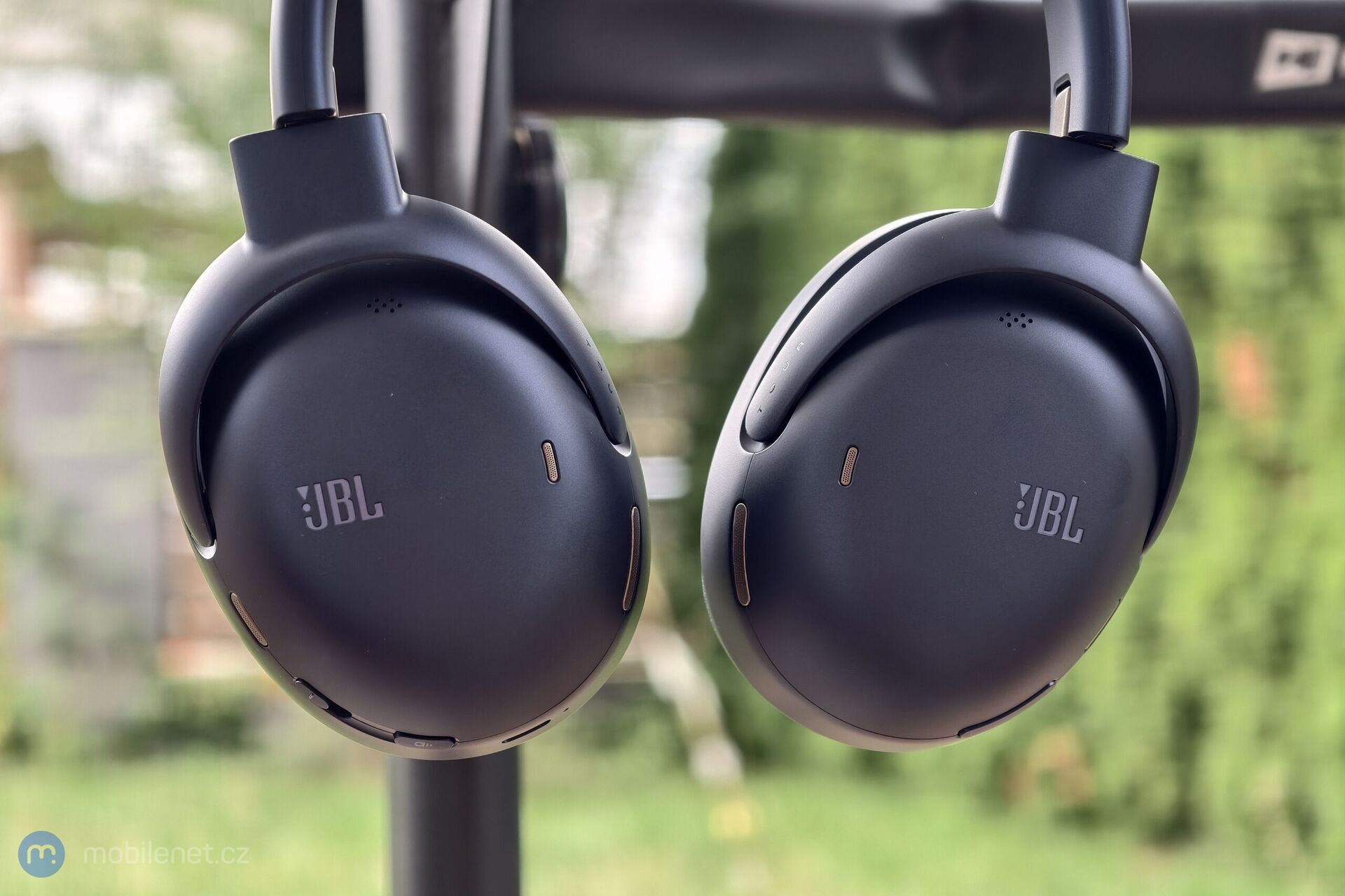 JBL Tour One M3