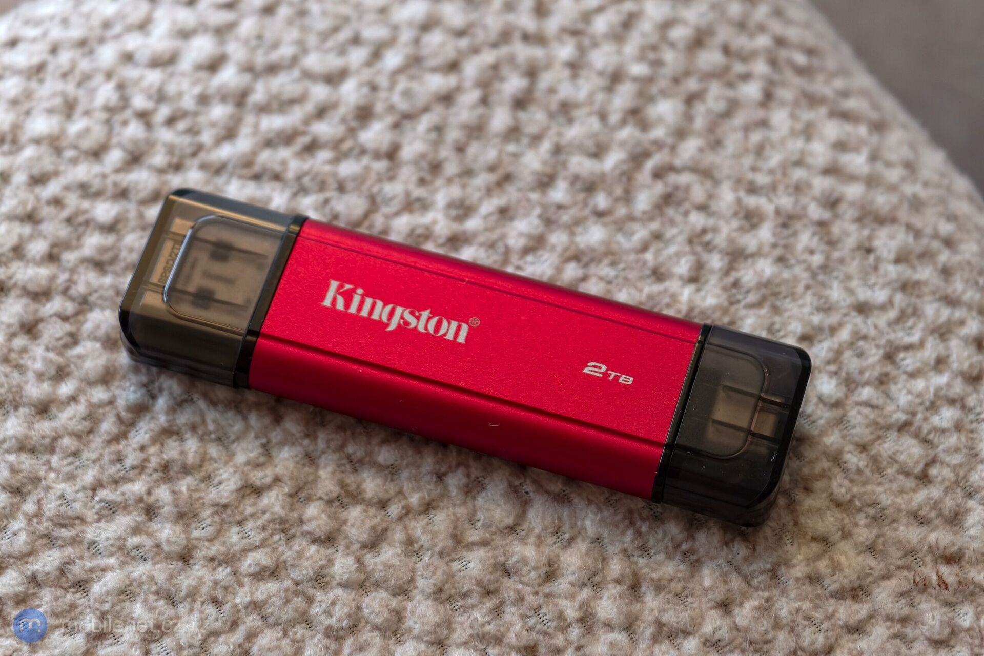 Kingston Dual Portable SSD 2TB