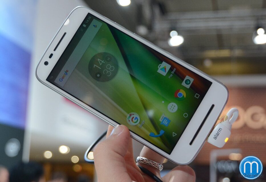 Lenovo Moto E (2016)