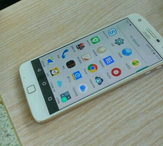 Lenovo Moto Z Play