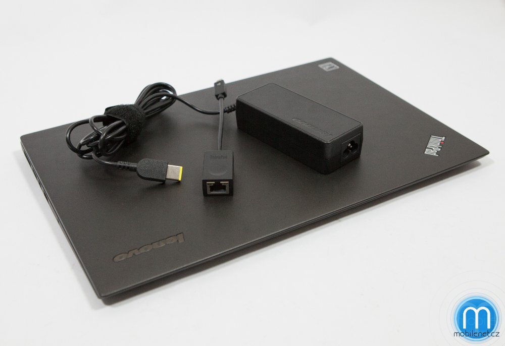 Lenovo ThinkPad X1 Carbon 2015 - obsah balení