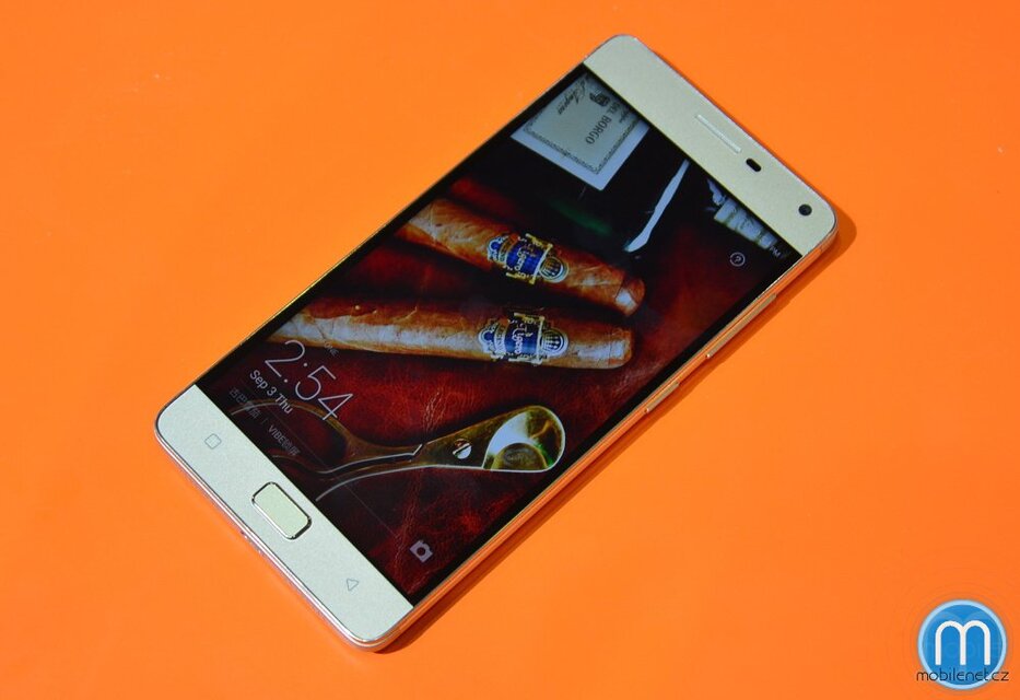 Lenovo Vibe P1