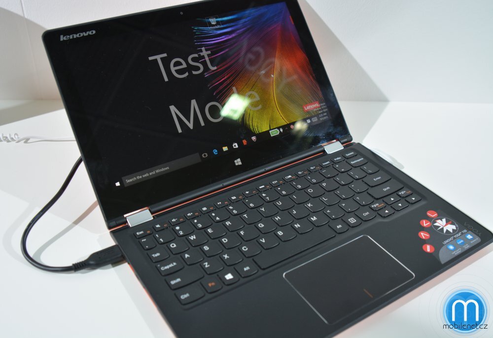 Lenovo Yoga 700
