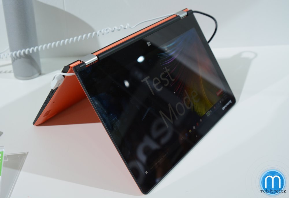 Lenovo Yoga 700