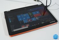 Lenovo Yoga 700