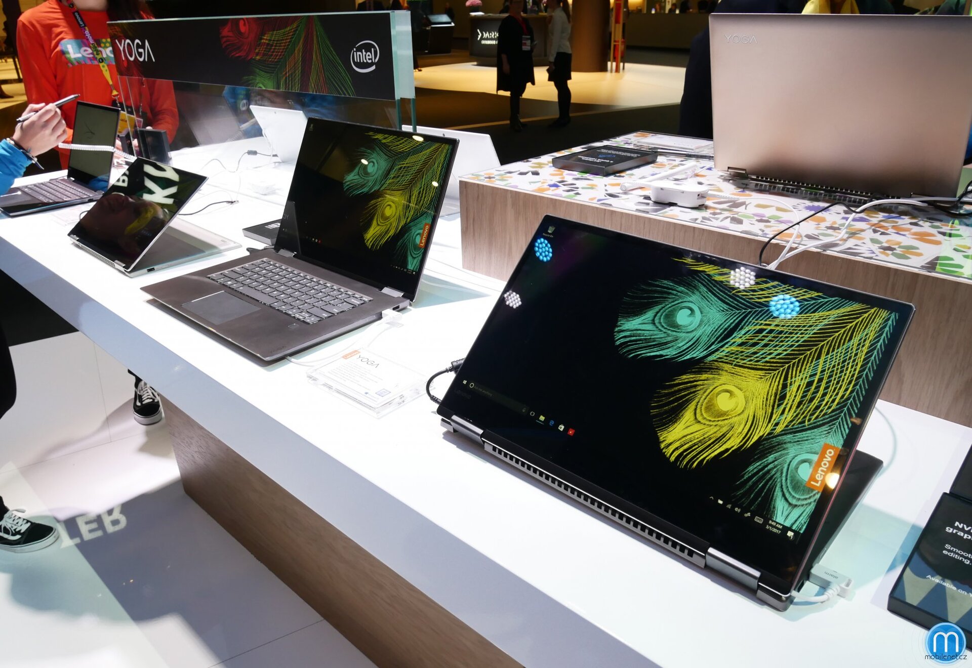 Lenovo Yoga 720