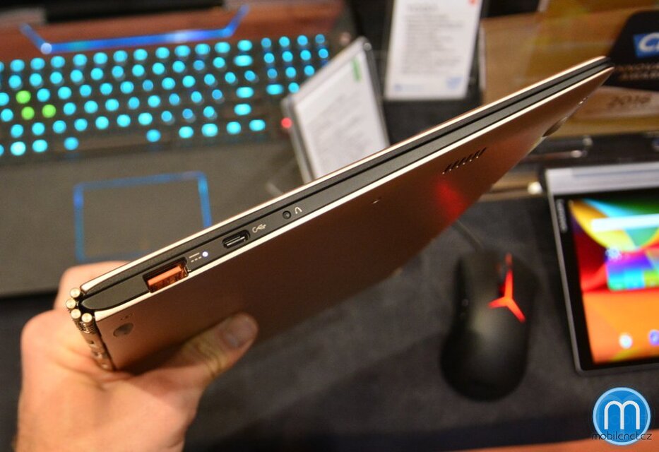 Lenovo Yoga 900S