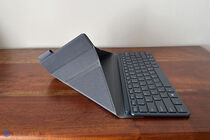Lenovo Yoga Book 9i