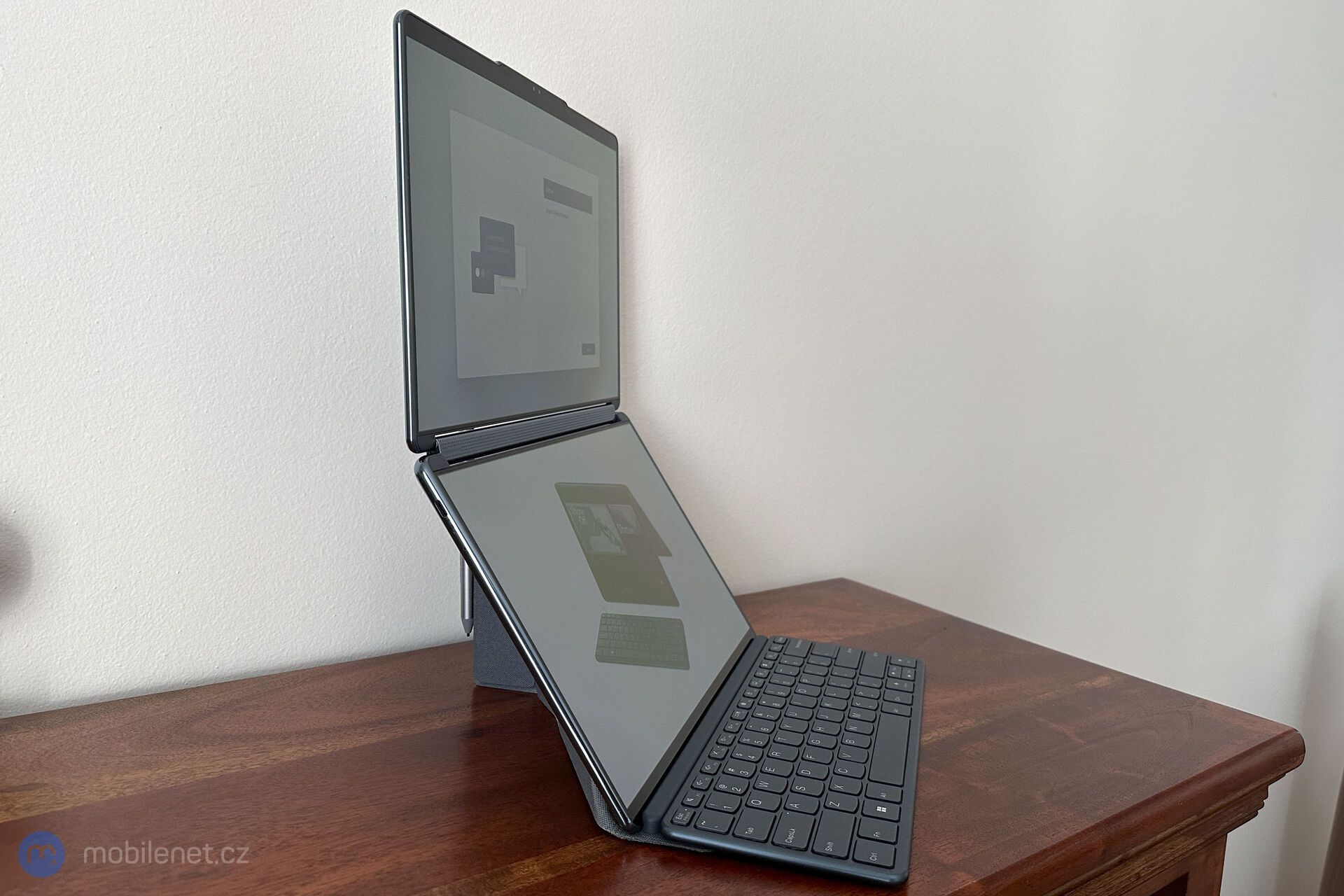 Lenovo Yoga Book 9i
