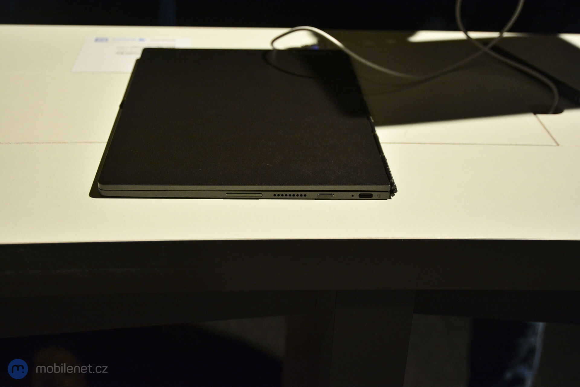 Lenovo Yoga Book C930