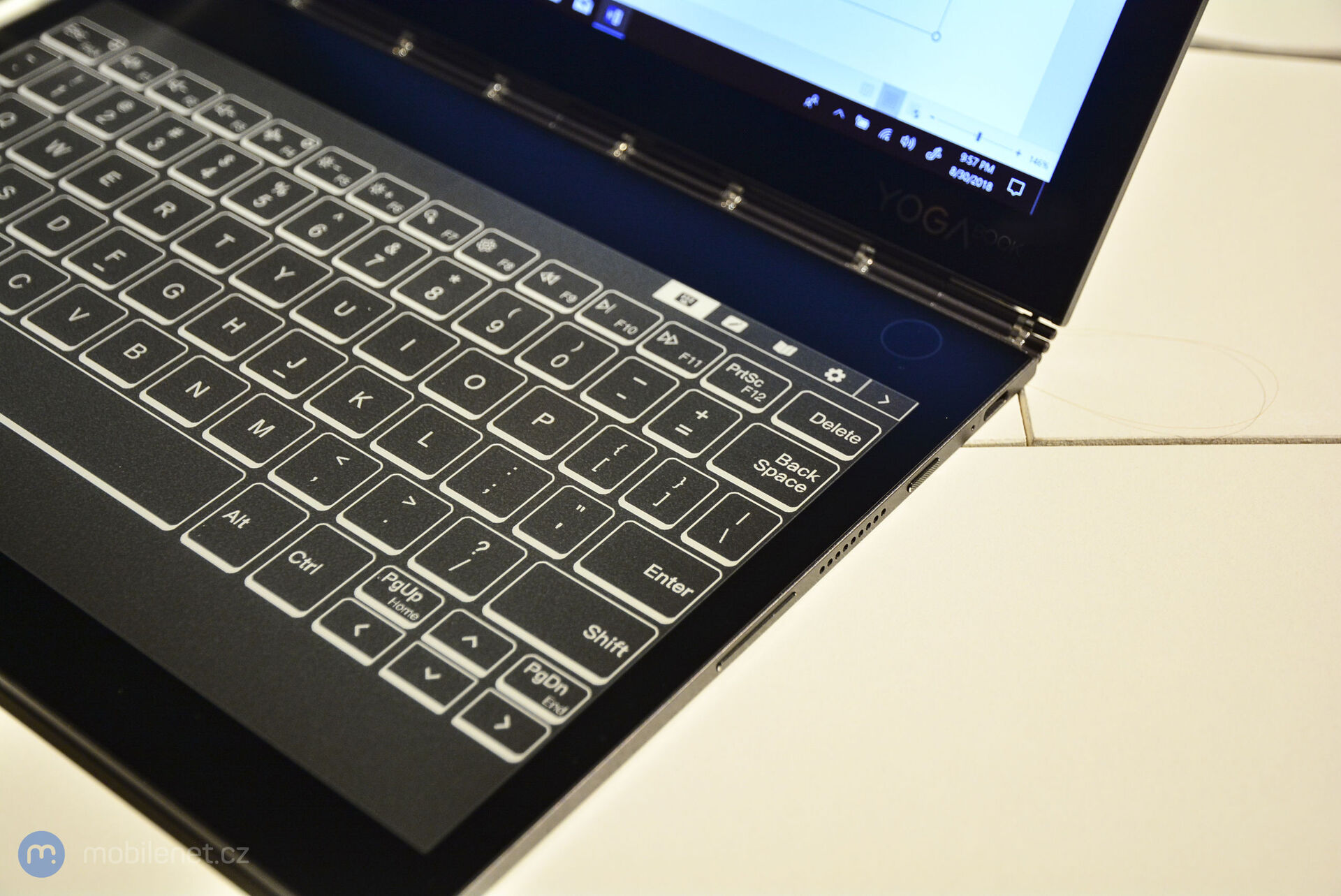 Lenovo Yoga Book C930