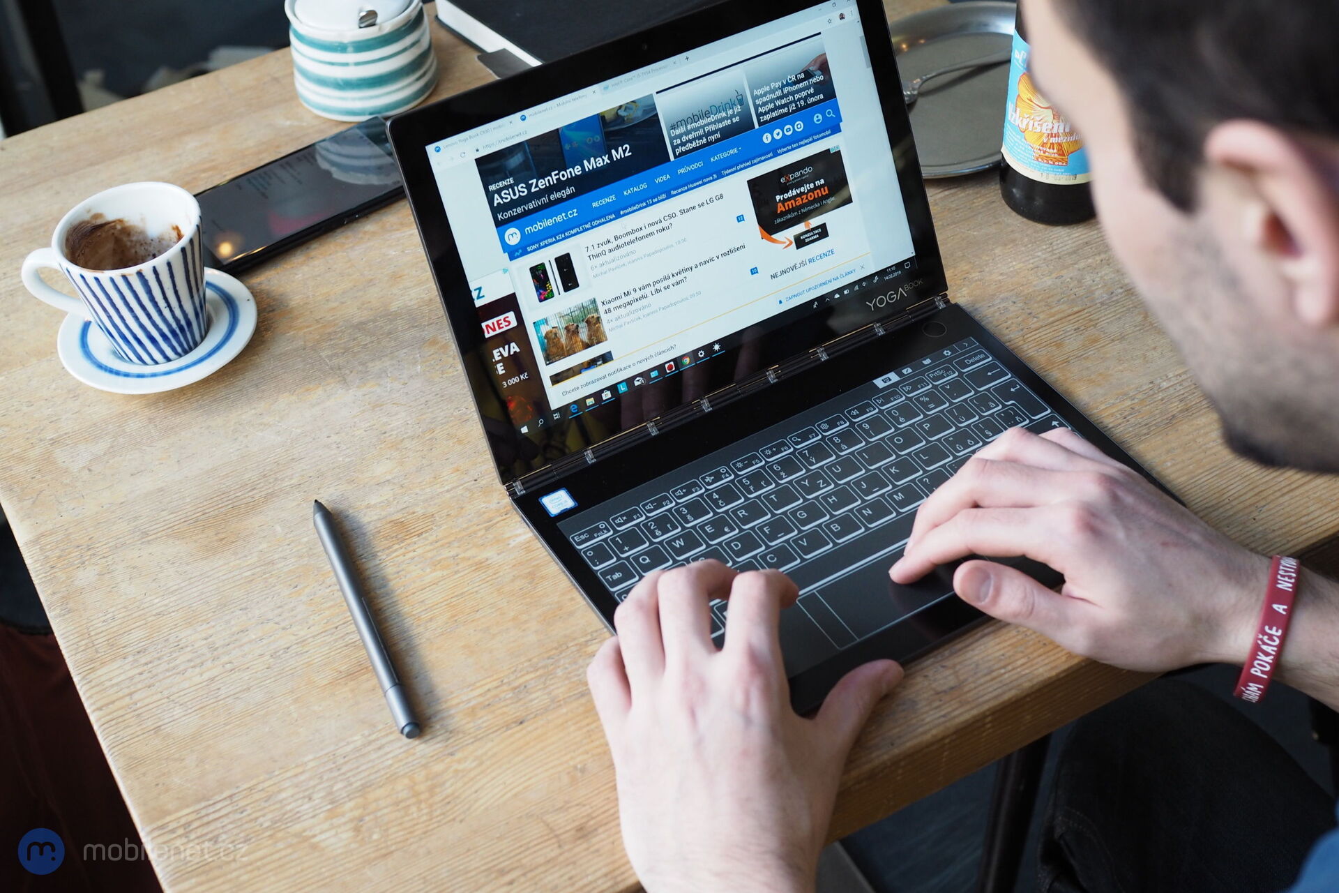 Lenovo Yoga Book C930