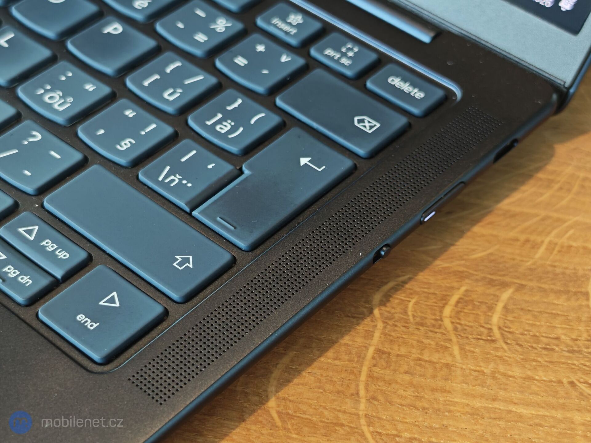Lenovo Yoga Slim 7 (2026)