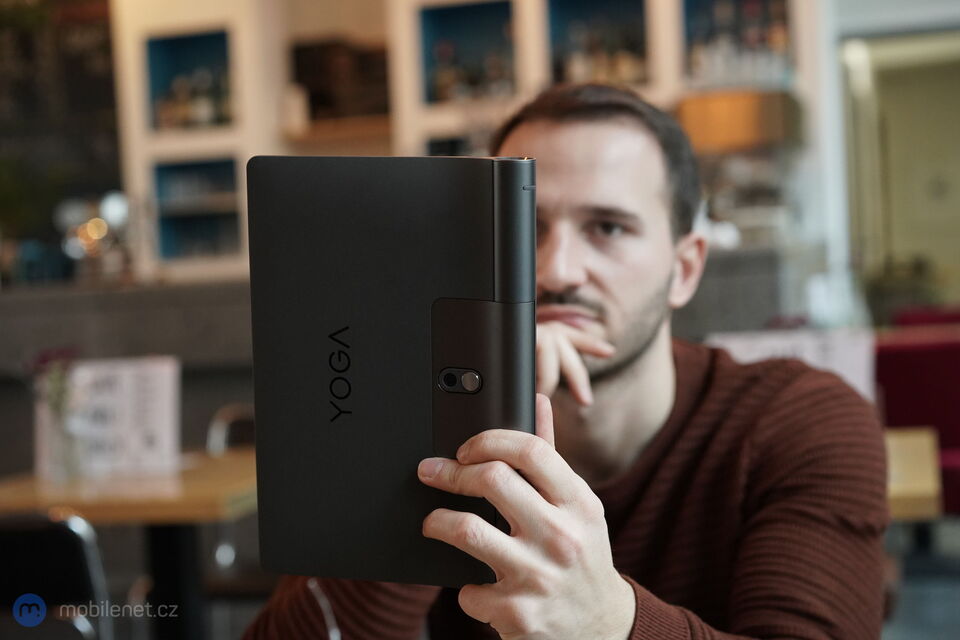 Lenovo Yoga Smart Tab