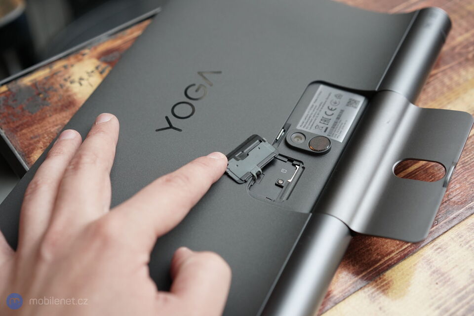 Lenovo Yoga Smart Tab