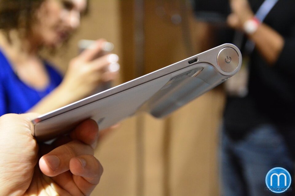 Lenovo Yoga Tablet 8\"