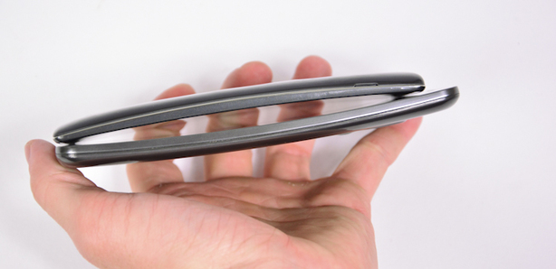 LG G Flex vs LG G Flex 2