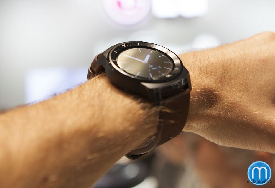 LG G Watch R