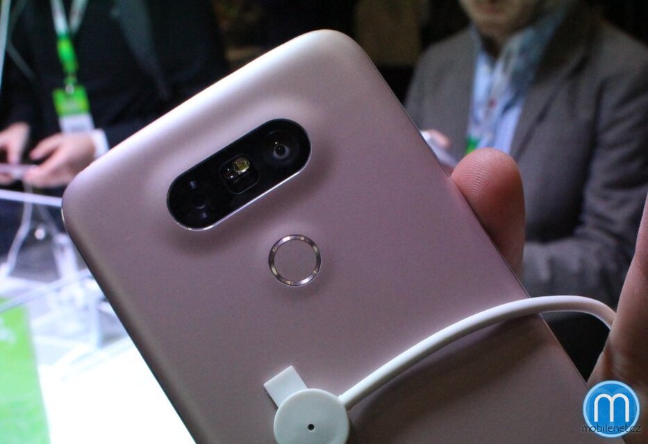 LG G5