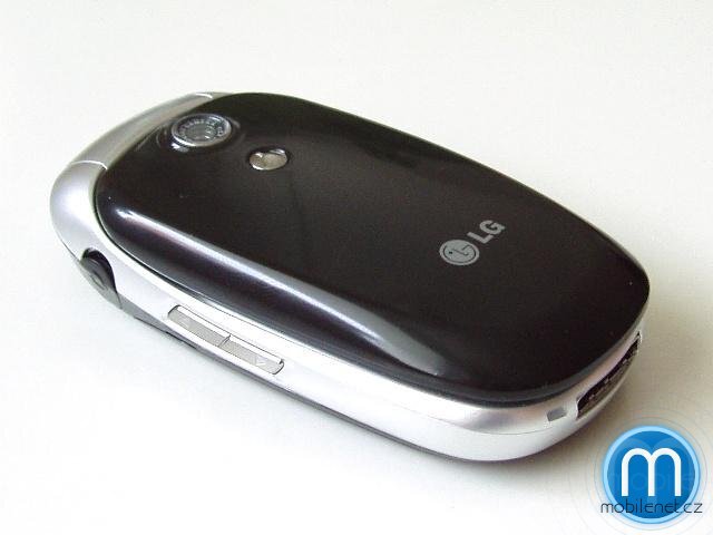 LG KG220