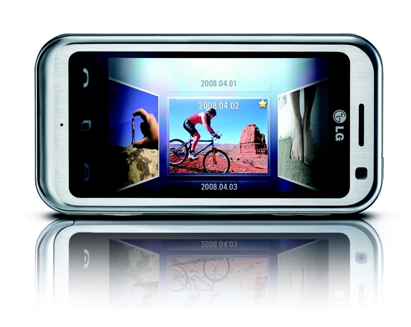 LG KM900 Arena: dotyková plejáda