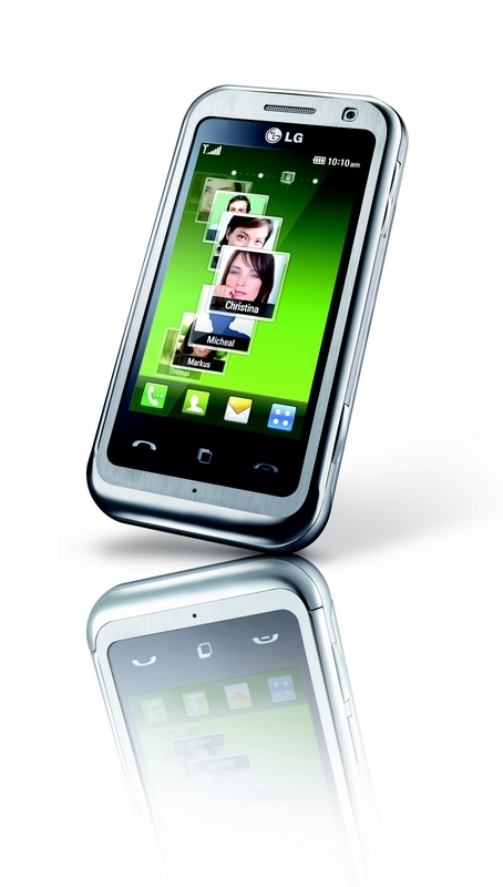 LG KM900 Arena: dotyková plejáda