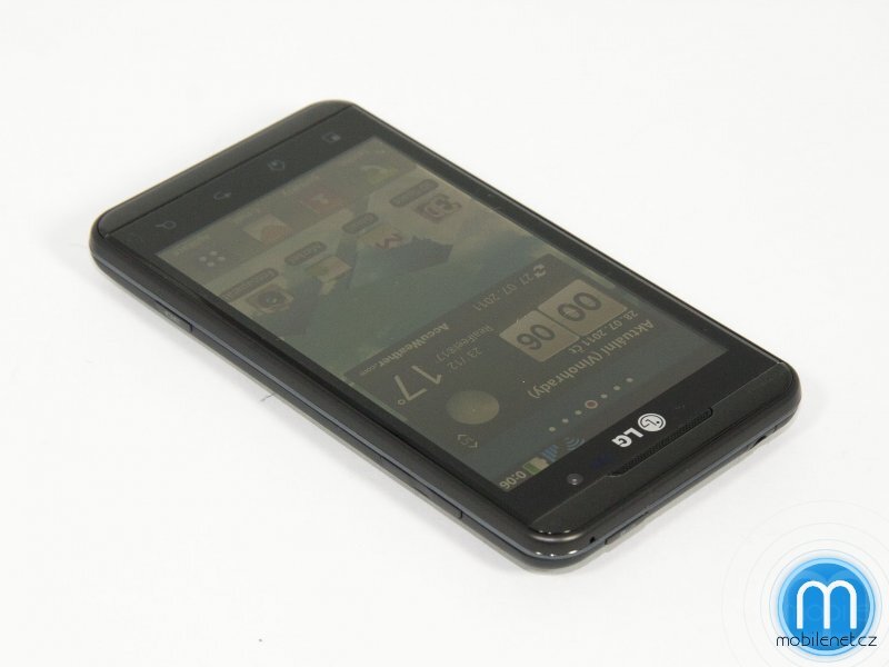 LG Optimus 3D