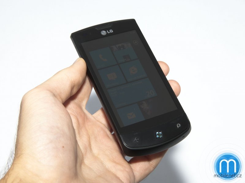 LG Optimus 7
