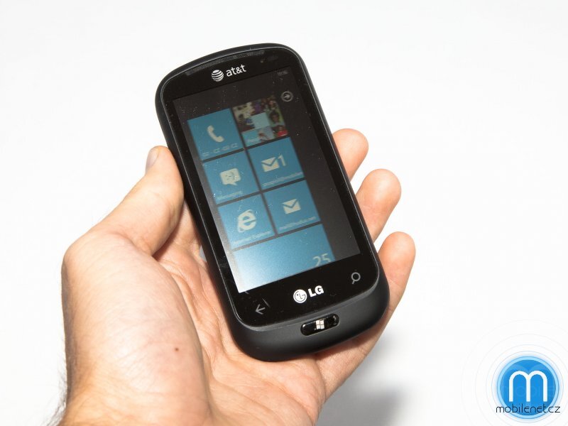 LG Optimus 7Q