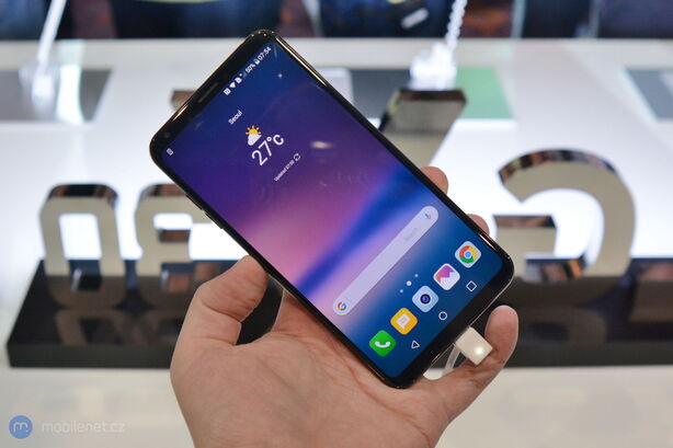 LG V30