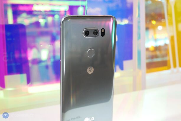LG V30S ThinQ