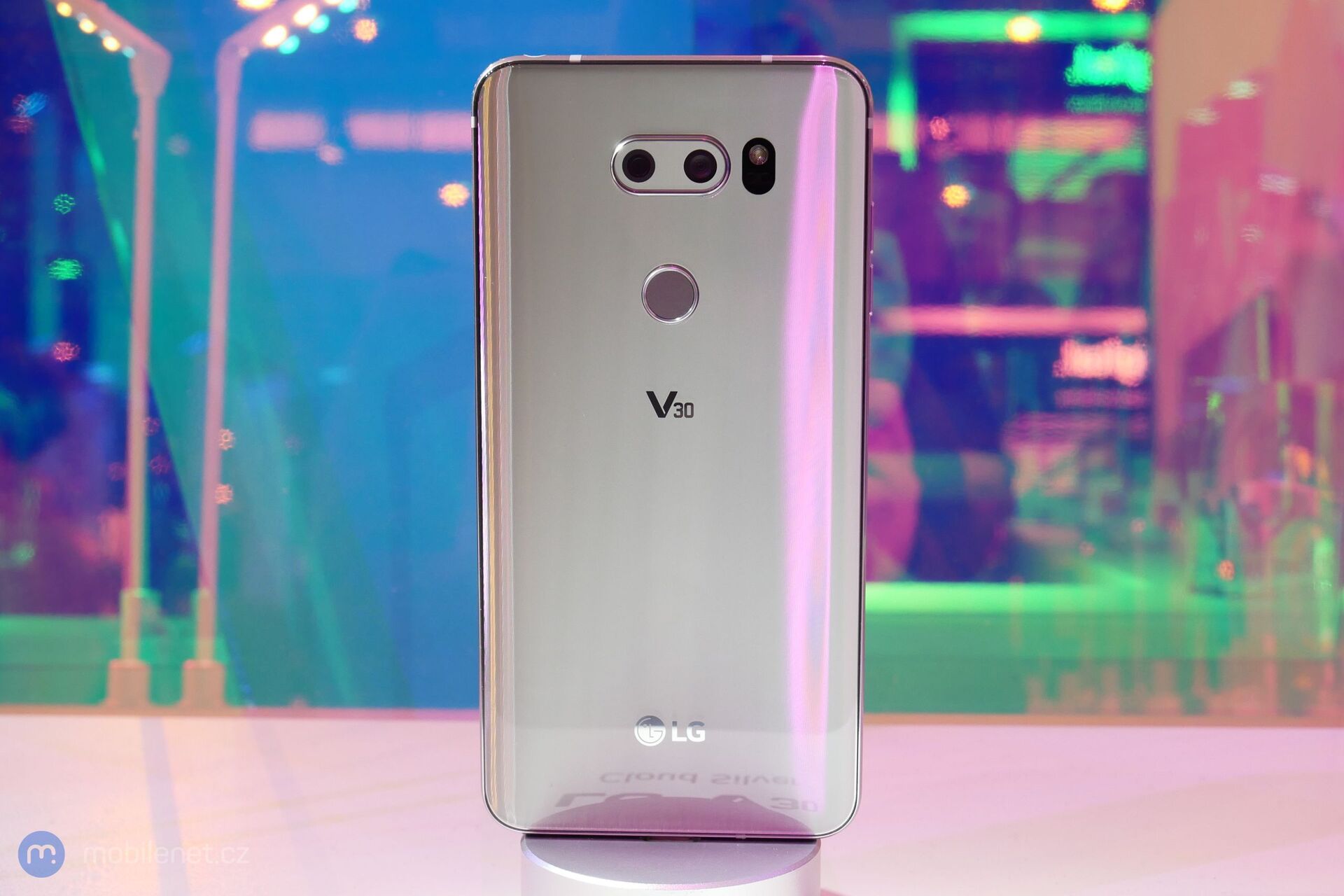 LG V30S ThinQ